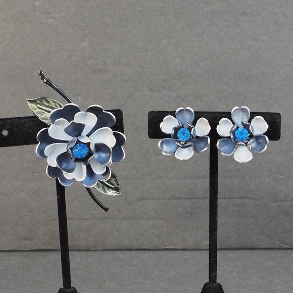 Coro Jewelry - Coro Brooch Earrings Demi Parure Flower Enamel Blue Rhinestone Vintage Estate